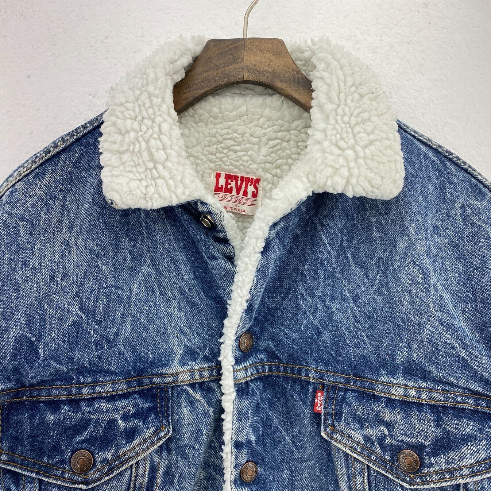 Vintage Levi Strauss Sherpa Acid Wash Trucker Denim Jacket Size S
