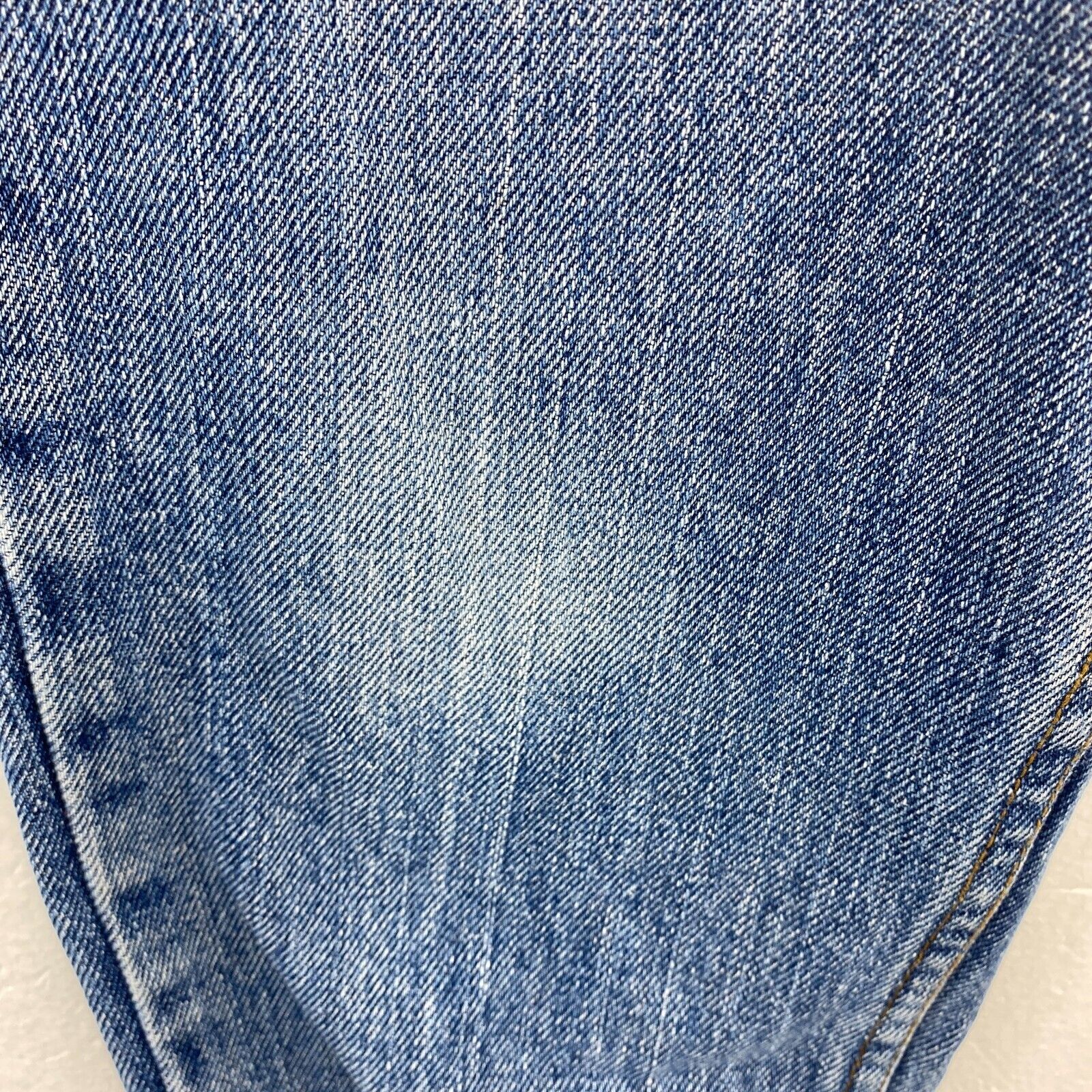 Guess Vintage Medium Wash Blue Slim Straight Jeans Size 28 x 29
