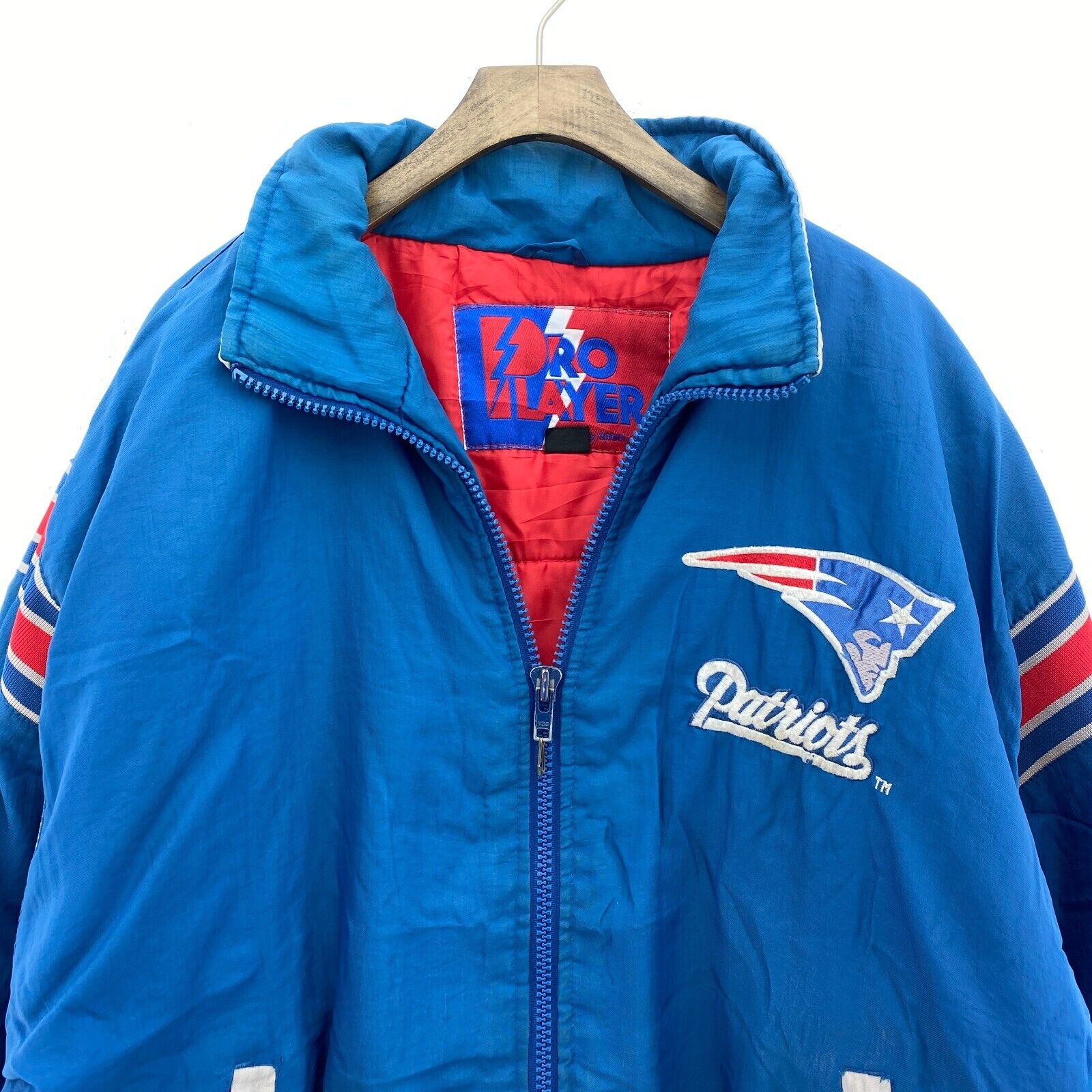 Vintage New England Patriots Pro Player Insulated Jacket Size M NFL Blue