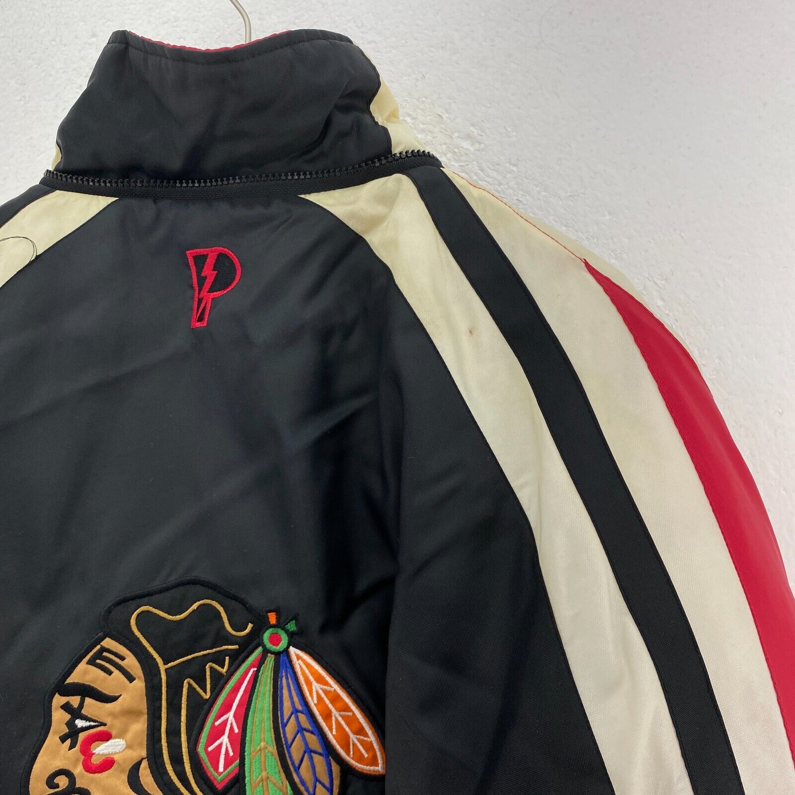 Pro Player Chicago Blackhawks NHL Black Full Zip Insulated Jacket Size XL