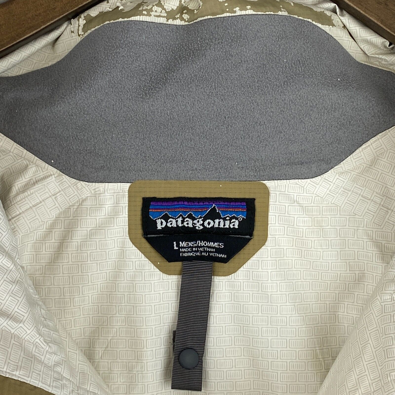 Vintage Patagonia Full Zip Beige Hooded Rain Coat Jacket Size L