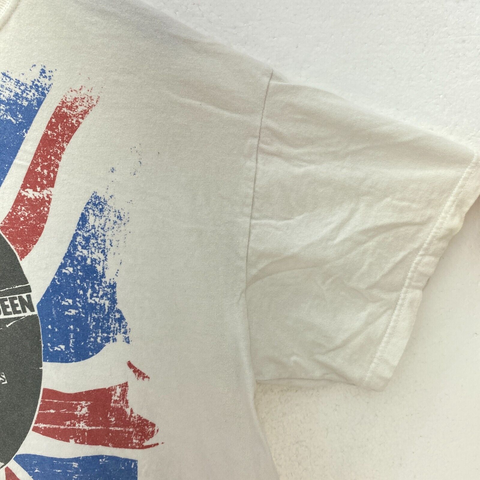 God Save The Queen White Art Graphic White T-shirt Size L