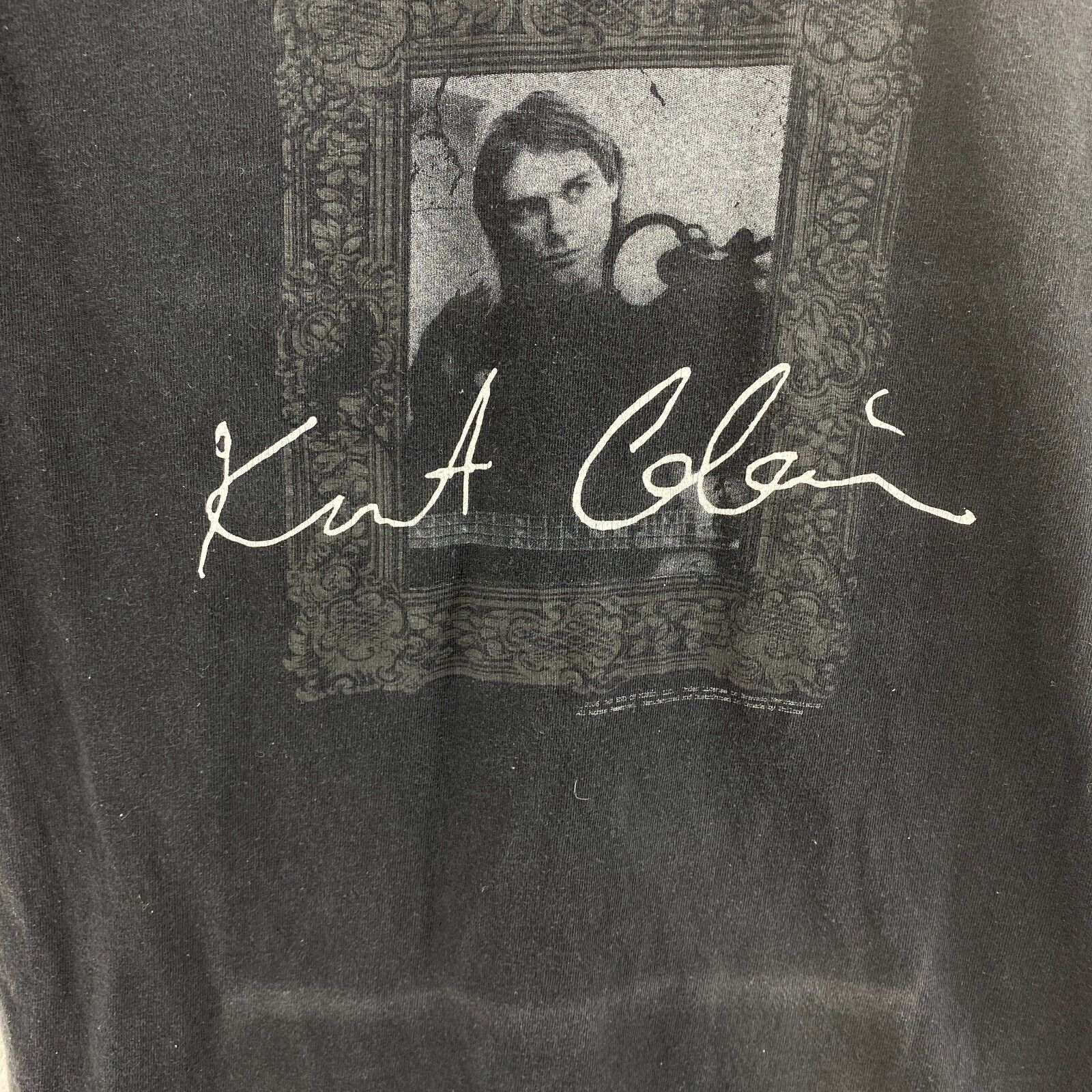 Kurt Cobain Nirvana Music 2006 Sign Graphic Print Black T-shirt Size S