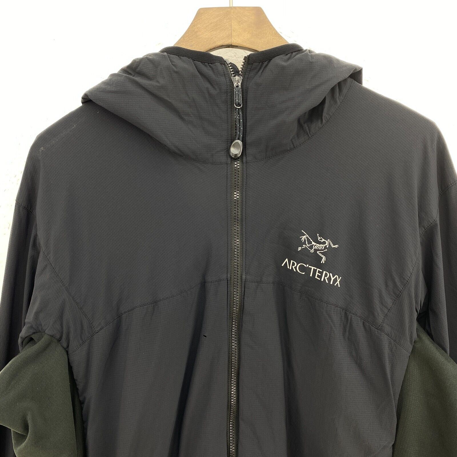 Arc'teryx Atom Hooded Full Zip Women's Black Jacket Size XL
