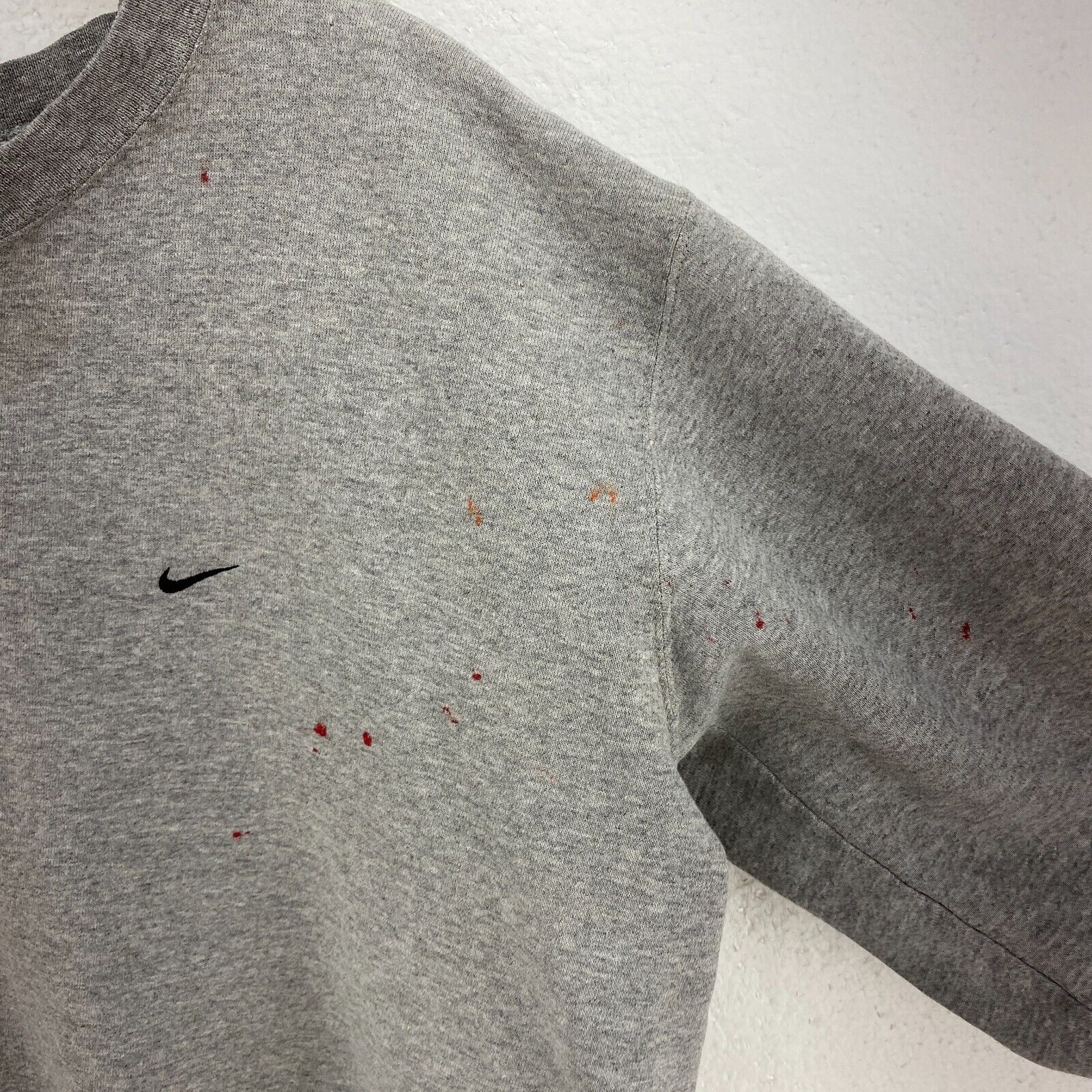 Nike Swoosh Embroidered Sweatshirt Size XL Gray Crewneck