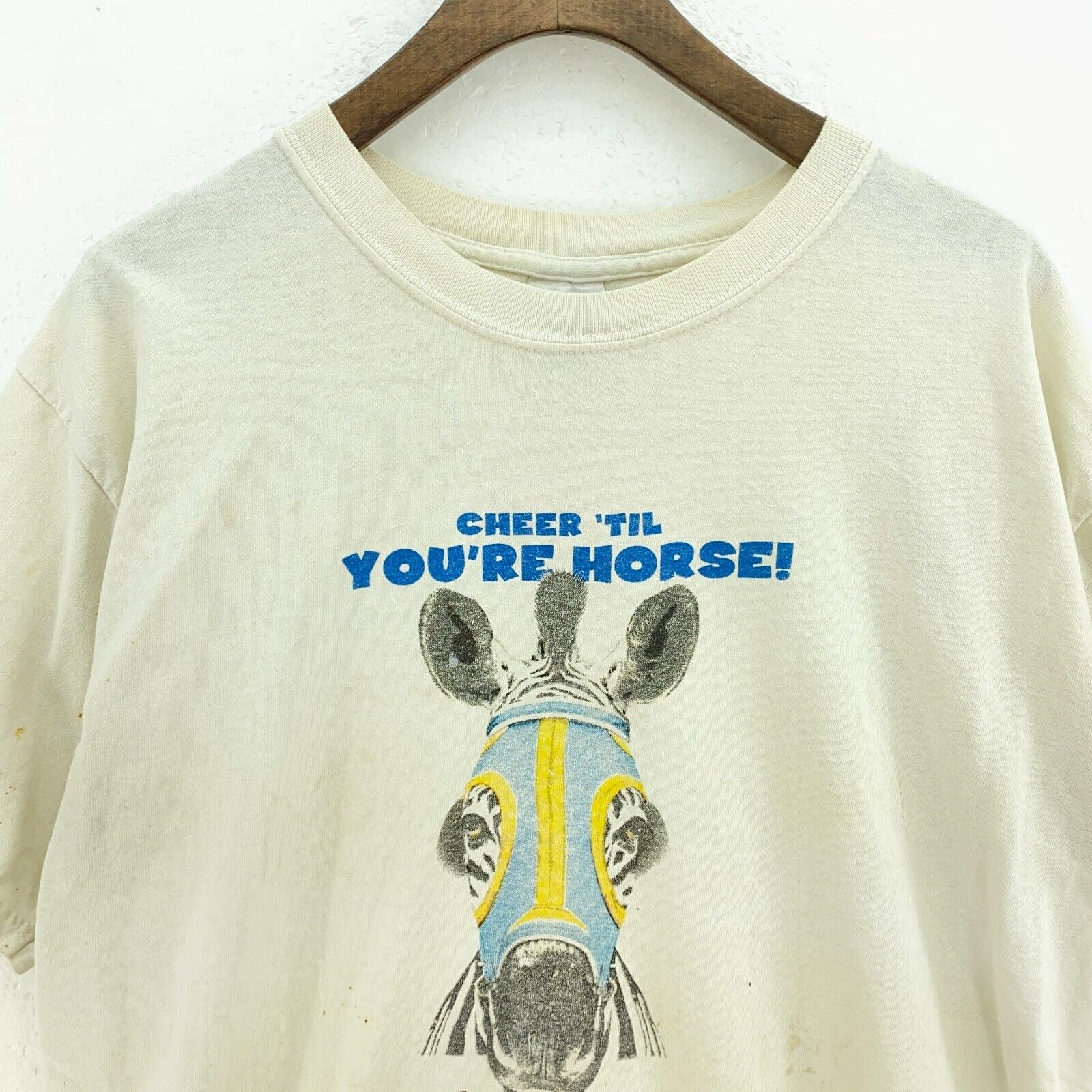 Cheer Til You Are Horse Racing Stripes Warner Bros 2004 White T-shirt Size L