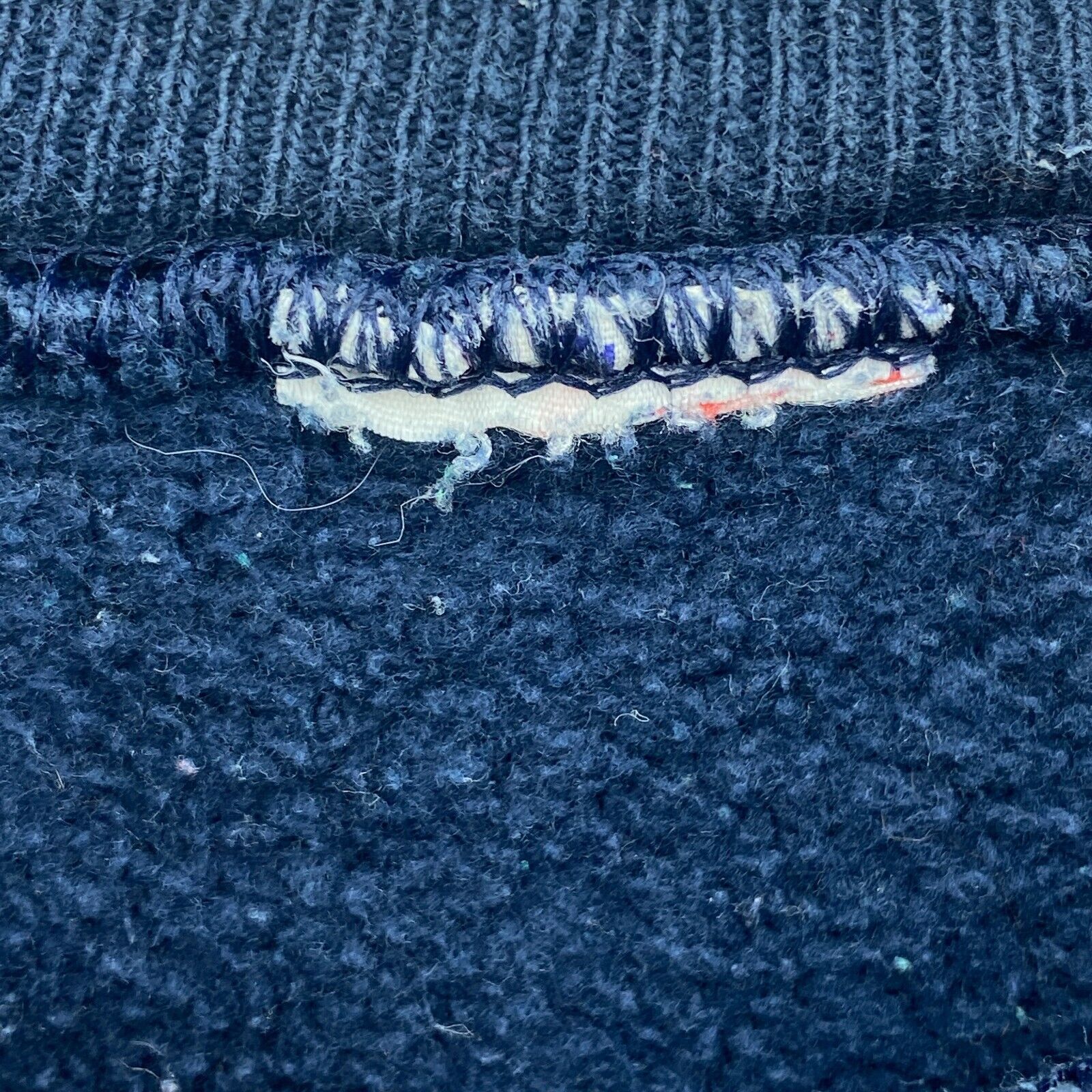 Champion Embroidered Logo Blue Sweatshirt Size L Crewneck