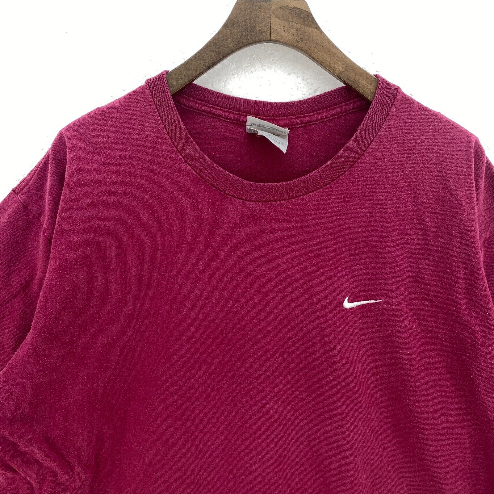 Nike Swoosh Logo Embroidered T-shirt Size M Red