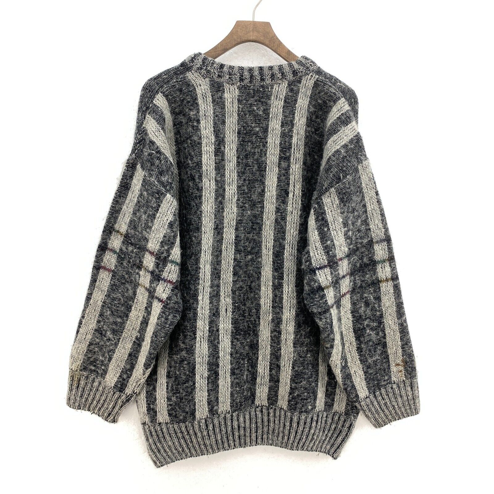 Vintage Mohair Gray Sweater Size M Geometric Pattern Crew Neck