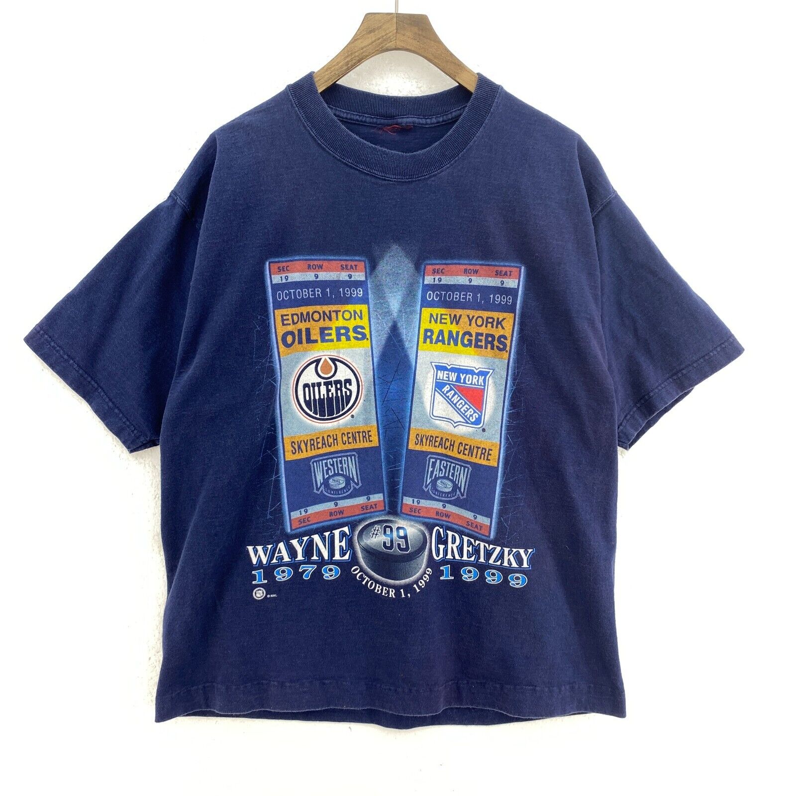 Edmonton Oilers New York Rangers NHL Navy Blue T-shirt Size M Graphic Print