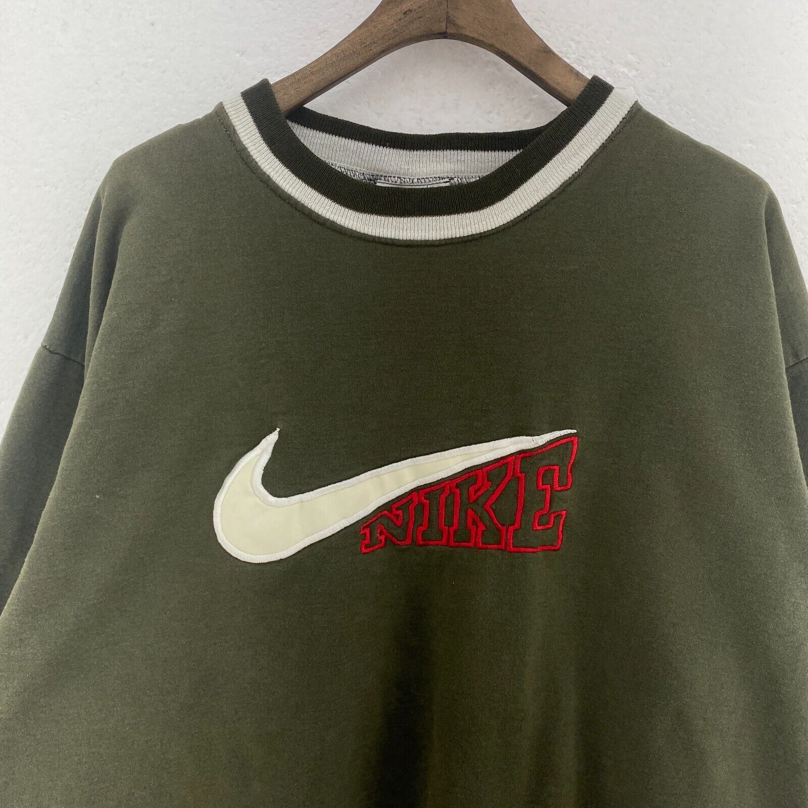 Nike Logo Embroidered Green Sweatshirt Size XL Crewneck