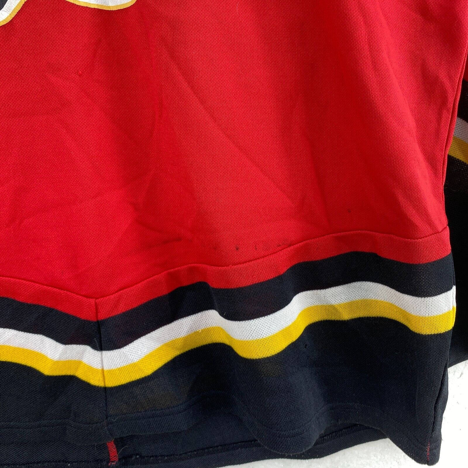Vintage CCM Calgary Flames V-Neck Red Jersey Size L