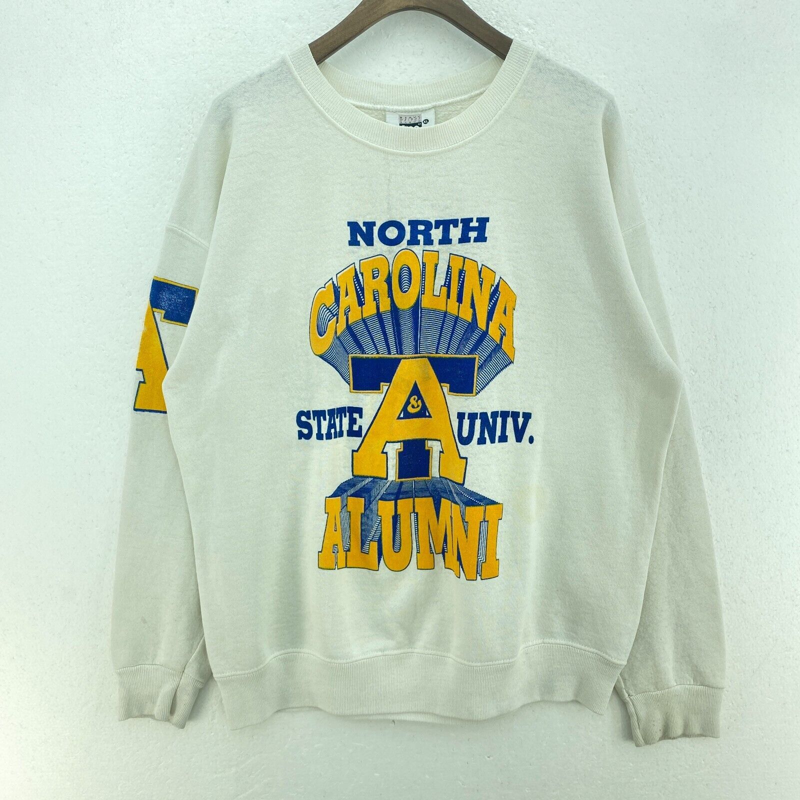 Lee North Carolina University Alumni White Sweatshirt Size XL Crewneck