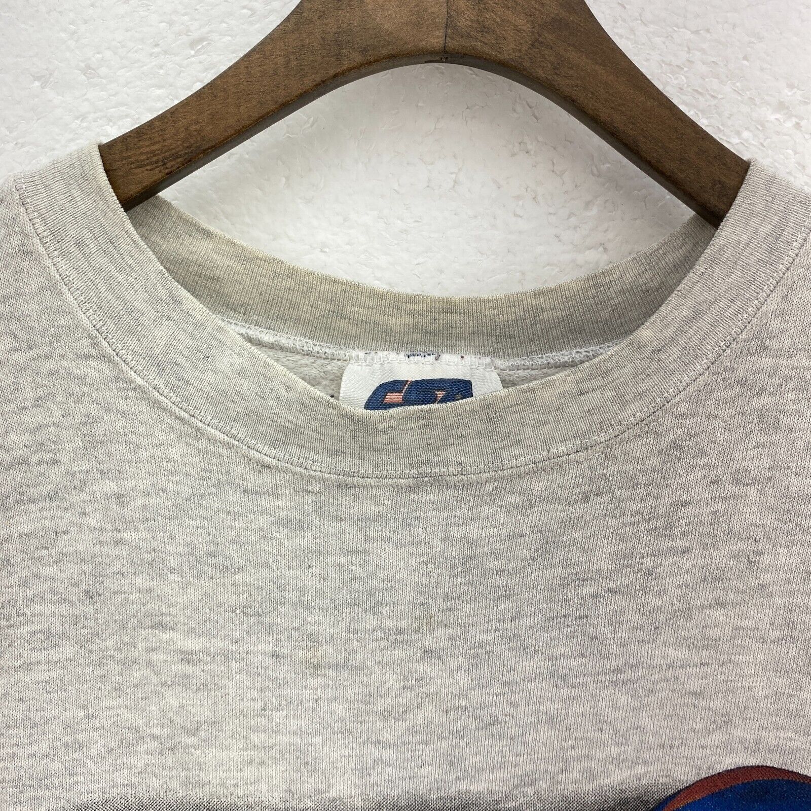 Denver Broncos Football NFL Gray Sweatshirt Size XL Crewneck