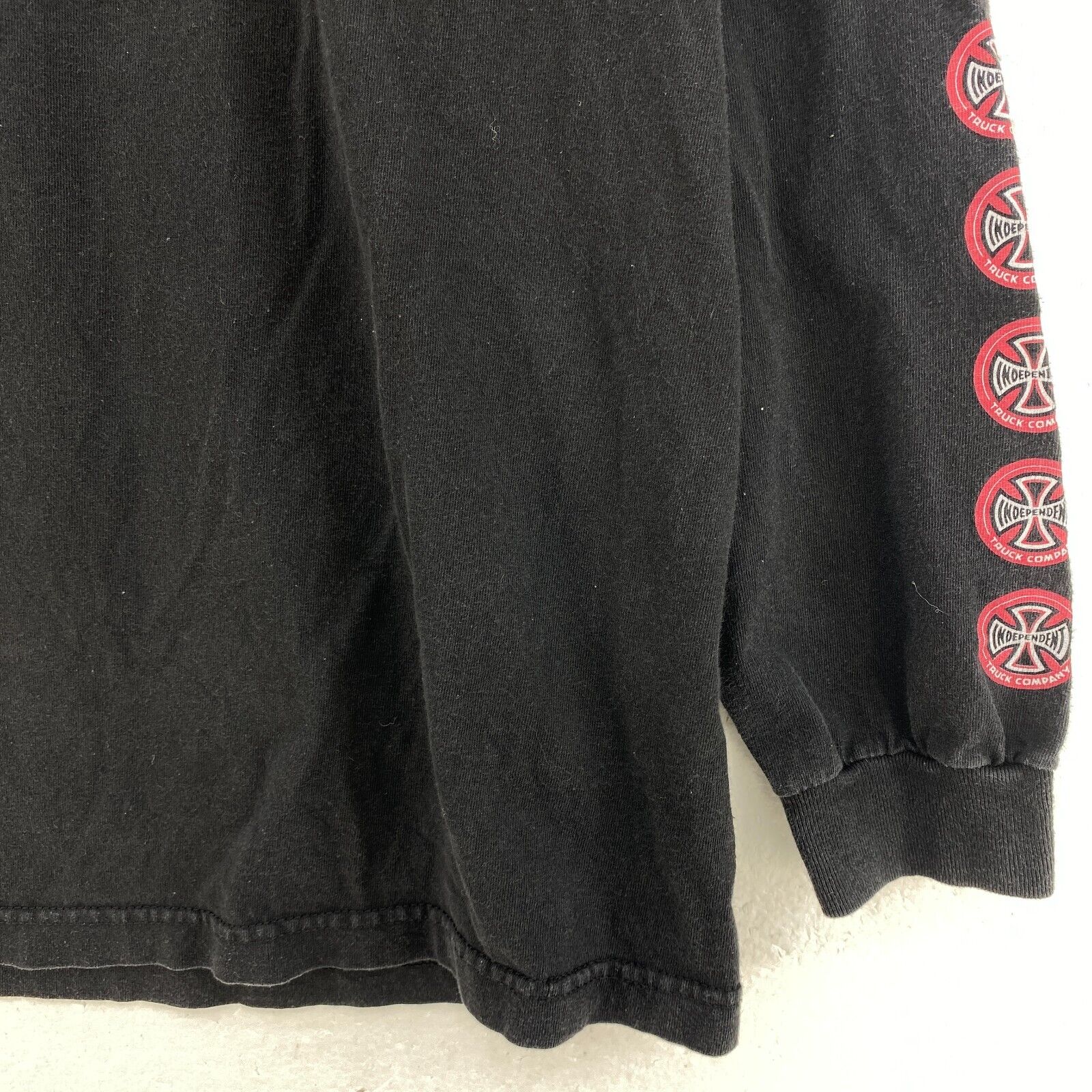 Independent Truck Company Logo Black Long Sleeve T-shirt Size S