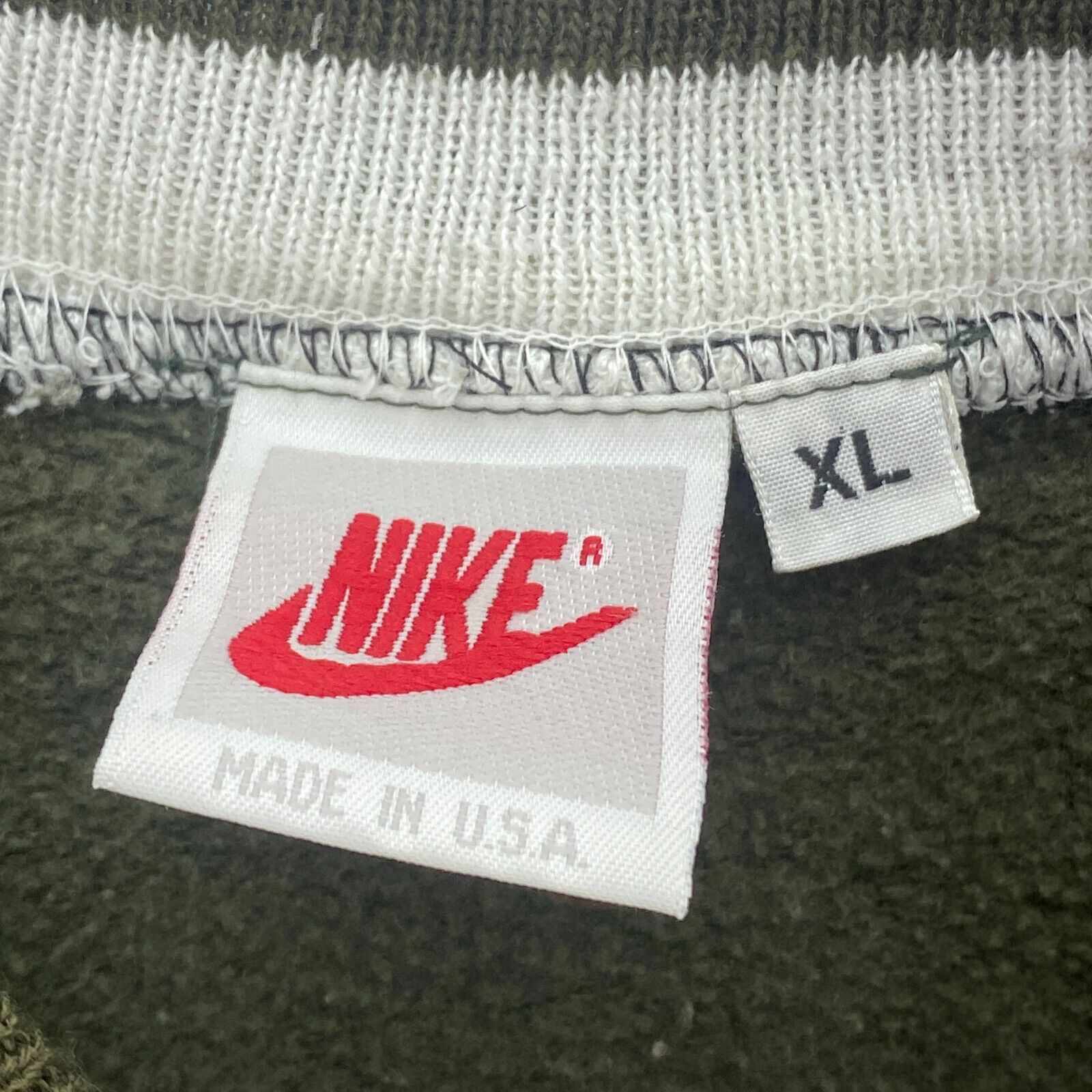 Nike Logo Embroidered Green Sweatshirt Size XL Crewneck