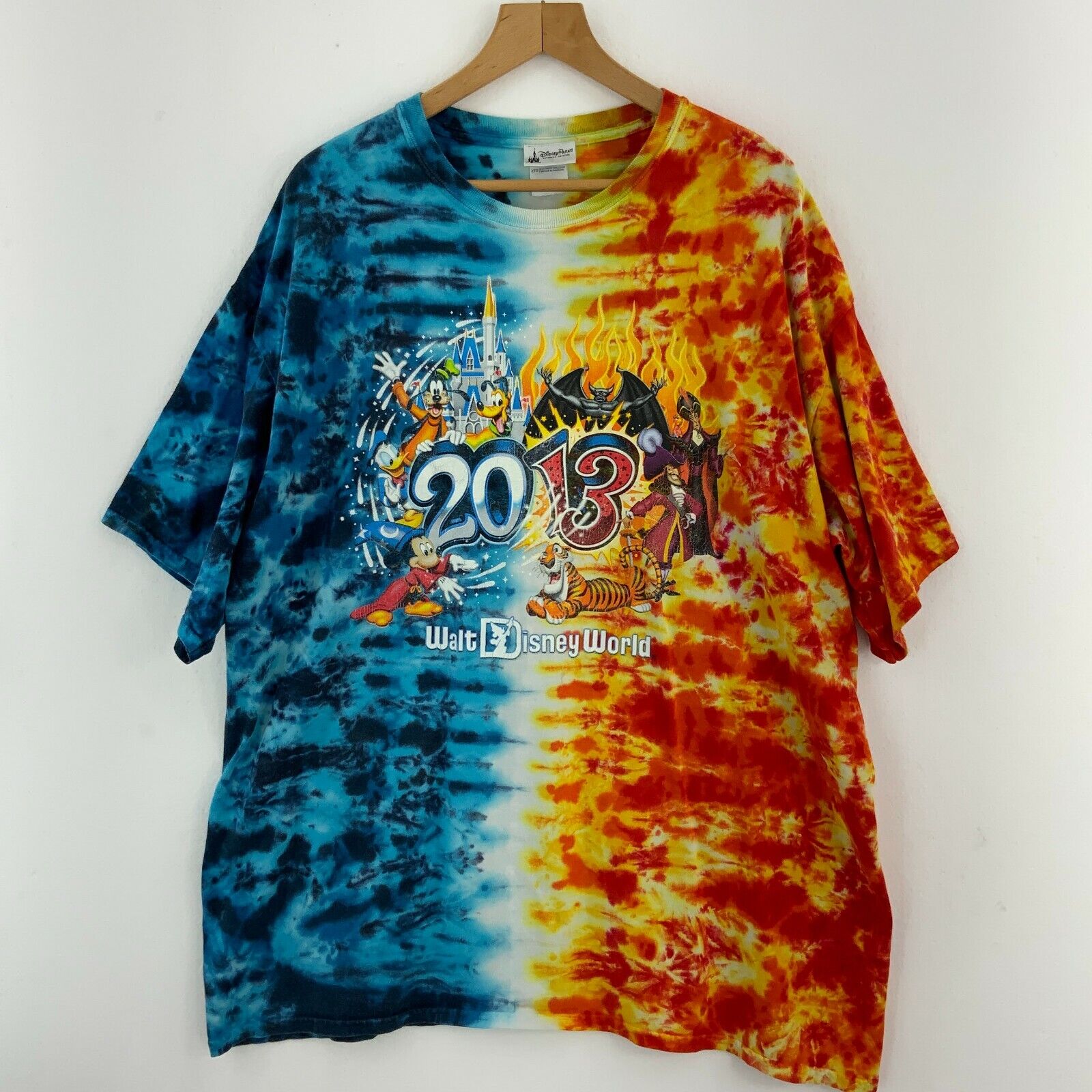 Walt Disney World 2013 Tie Dye T-shirt Size 2XL