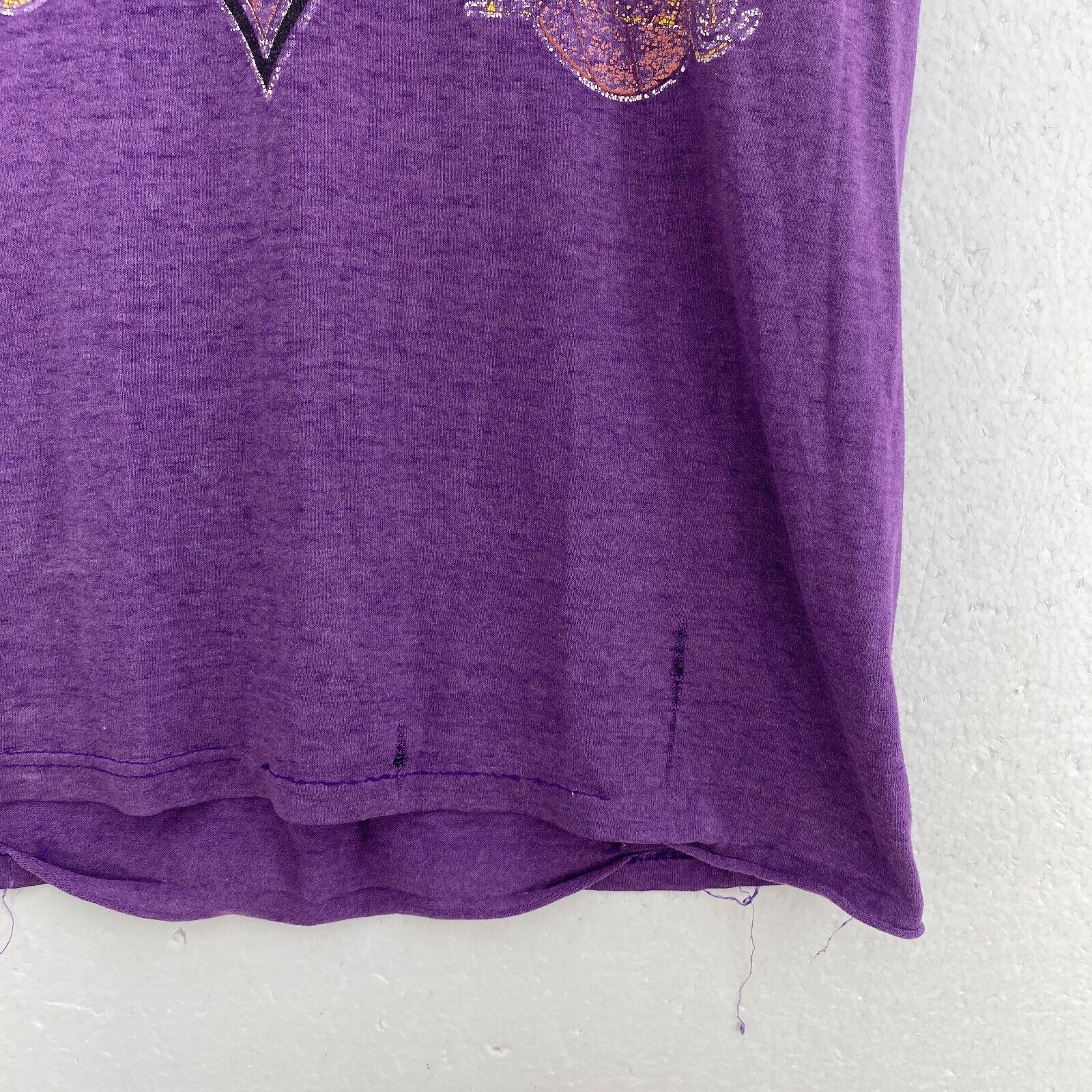 Logo 7 Los Angeles Lakers NBA Vintage Purple T-shirt Size M Women's