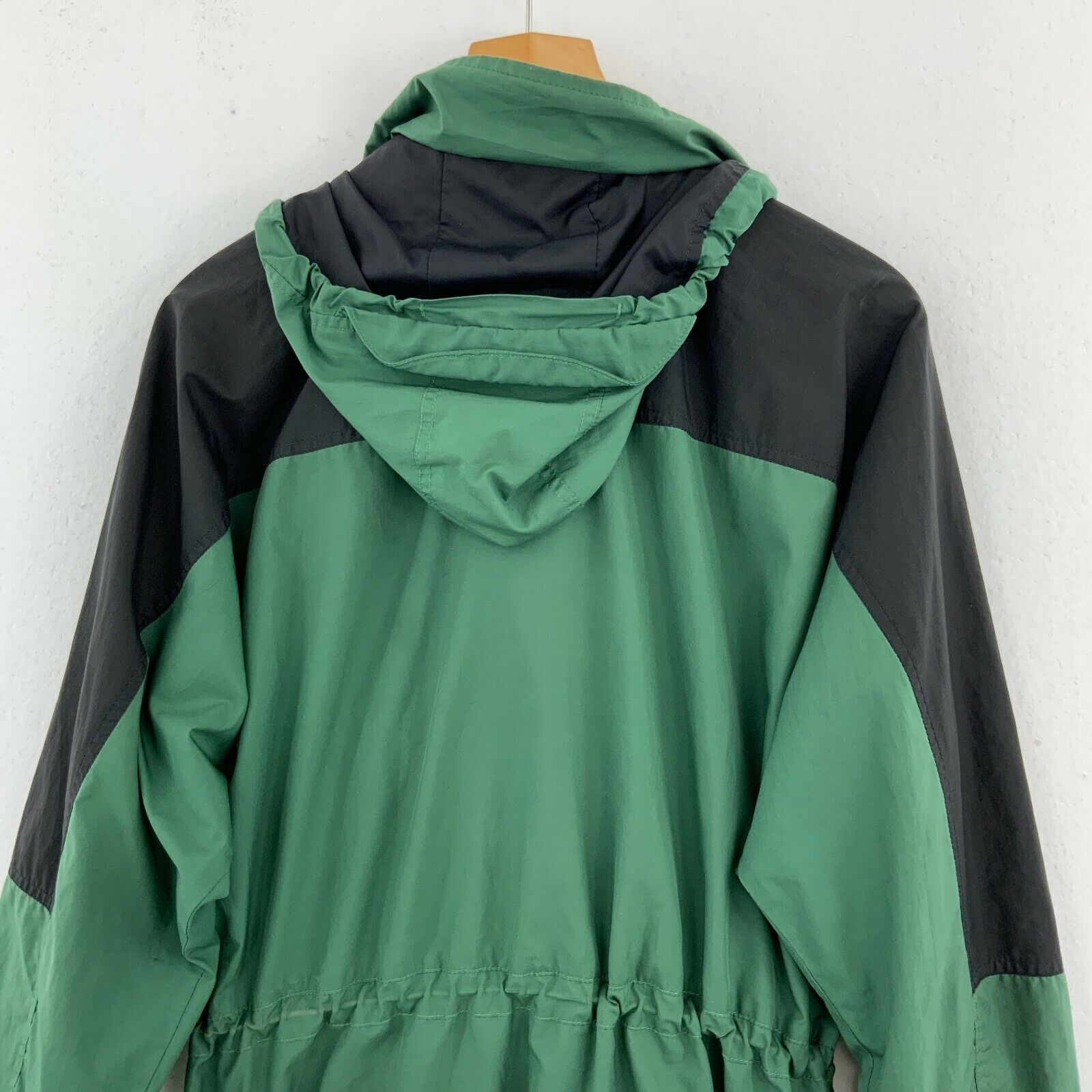 The North Face Women's Full Zip Green Hooded Jacket Size M