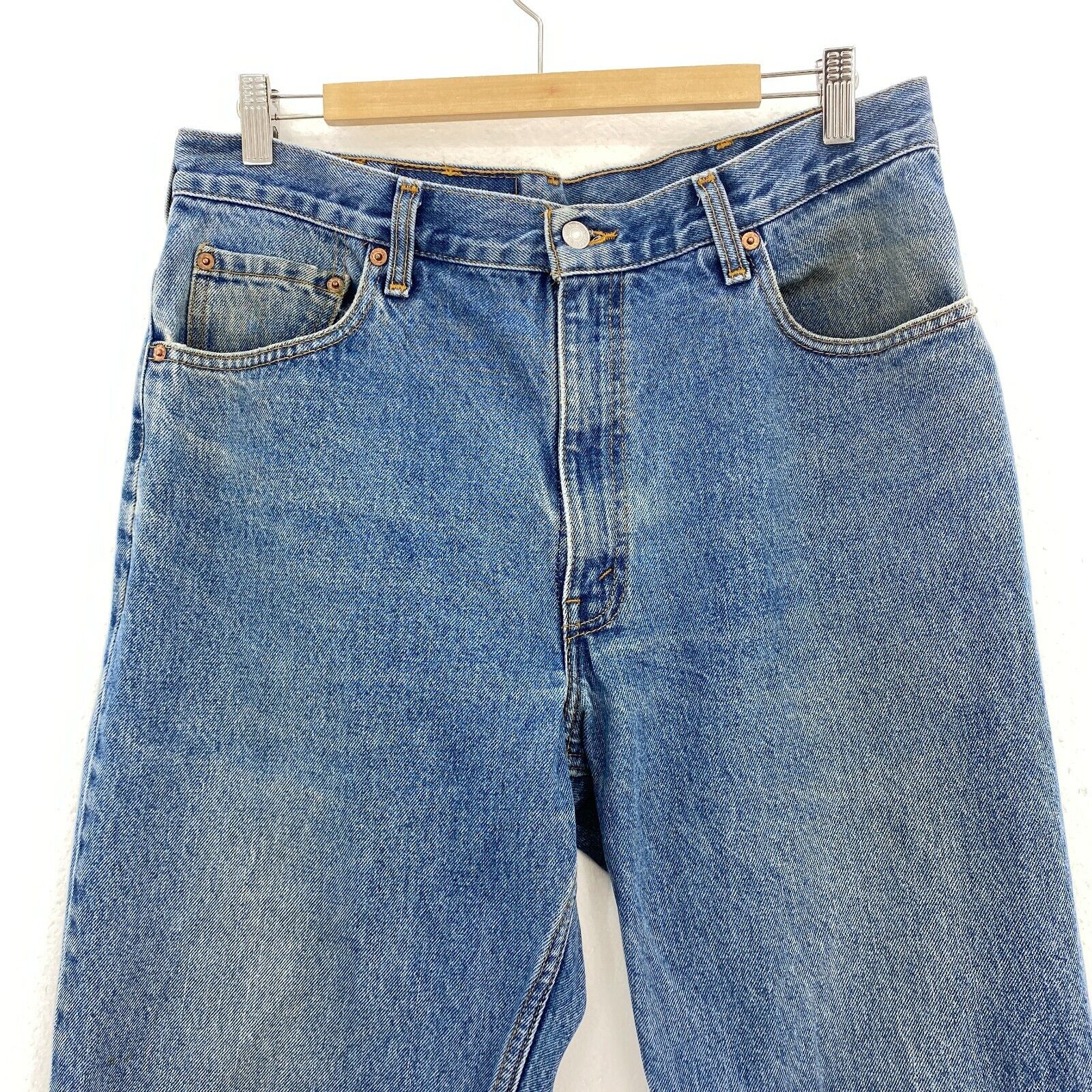 Levi's 550 Relax Fit Straight Jeans Medium Wash Blue Size 34