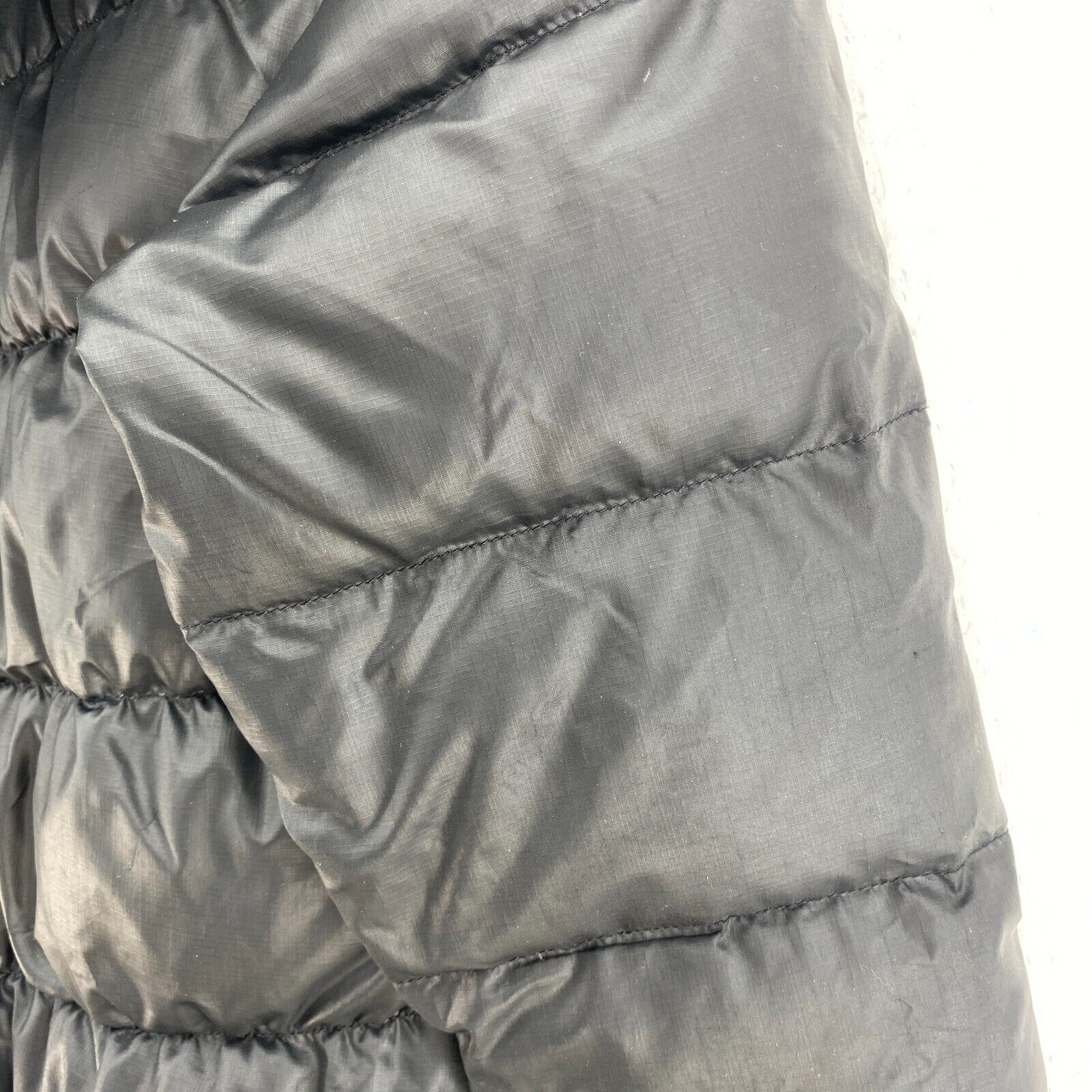 The North Face 550 Down Filled Full Zip Black Hooded Jacket Size M Girls