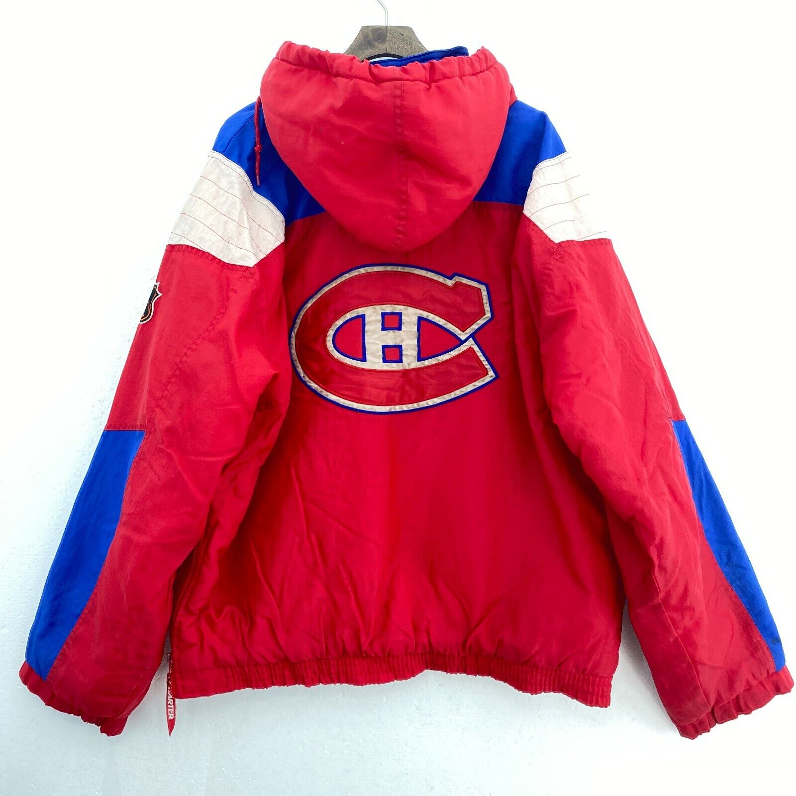 The Montreal Canadiens NHL Starter Quarter Zip Insulated Red Jacket Size L