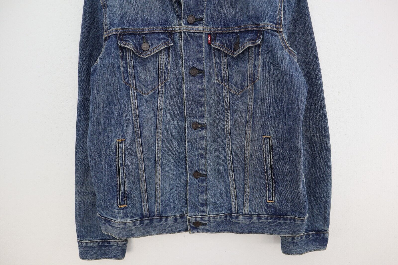 Levi Strauss Button Up Medium Wash Blue Trucker Denim Jacket Size L