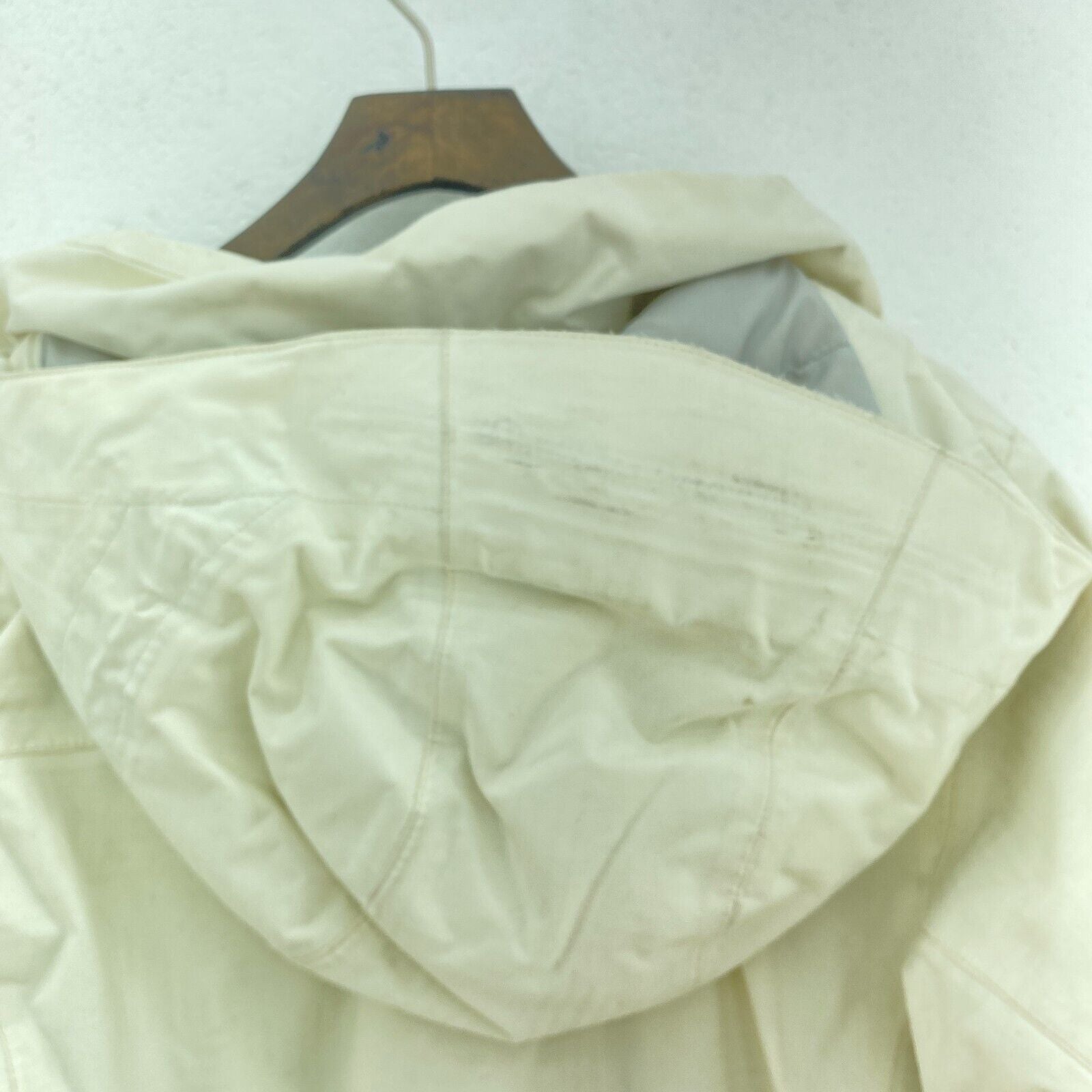 The North Face Women's White Full Zip Hooded Jacket Size M