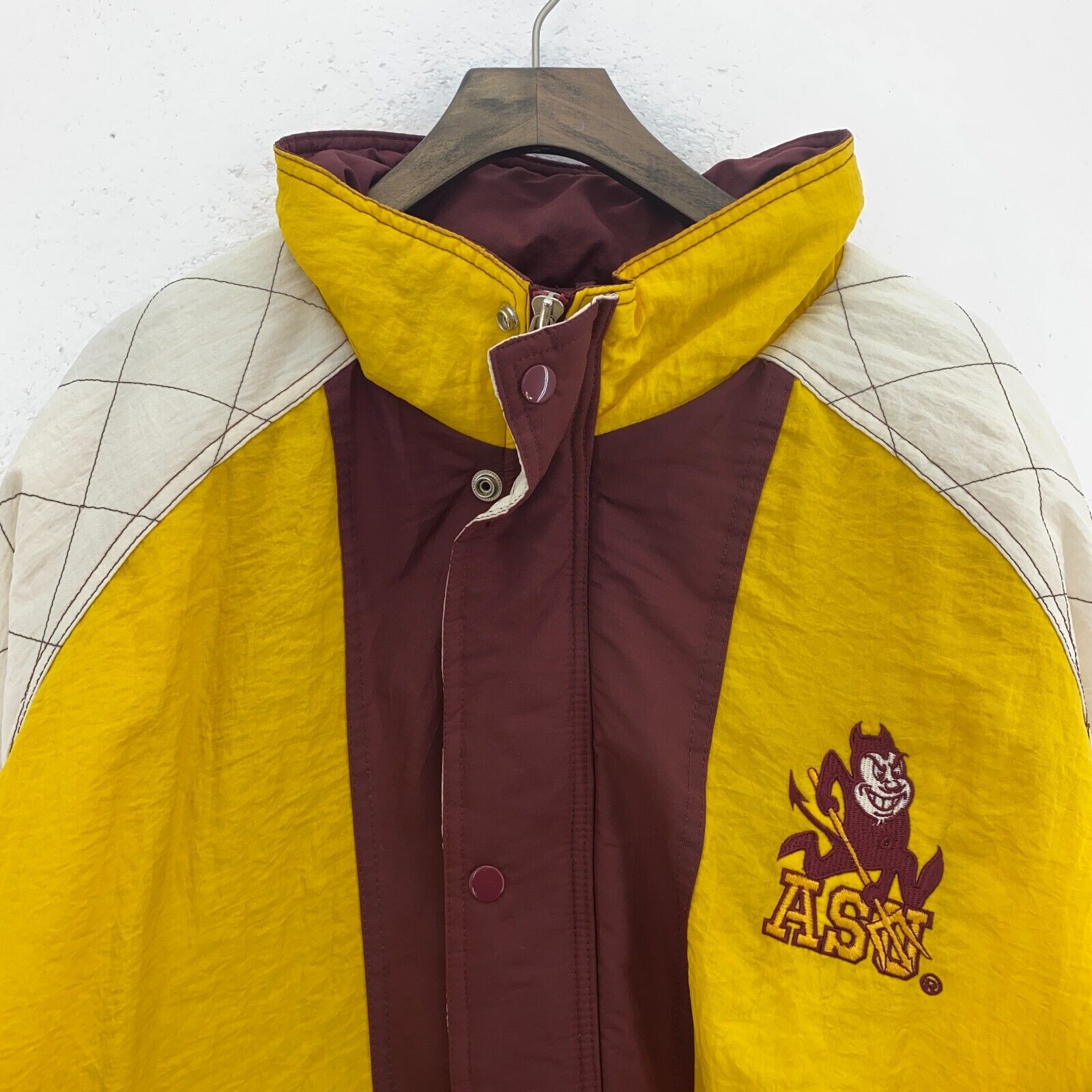 Starter Arizona State Sun Devils NCAA Logo Insulated Yellow Jacket Size XXL