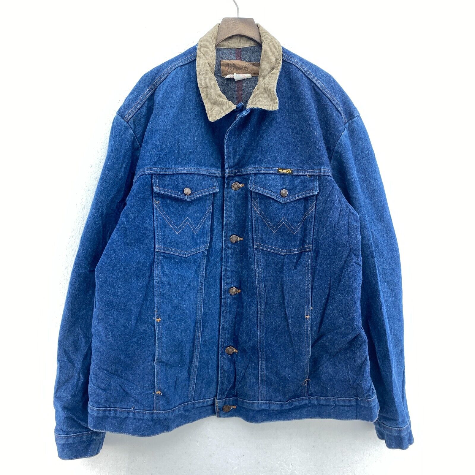 Wrangler Medium Wash Corduroy Collar Blue Denim Jacket Size XL