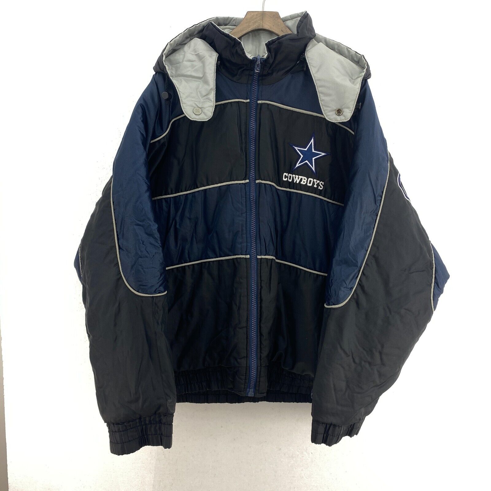 Dallas Cowboys NFL Insulated Full Zip Blue Hooded Jacket Size L Reversible