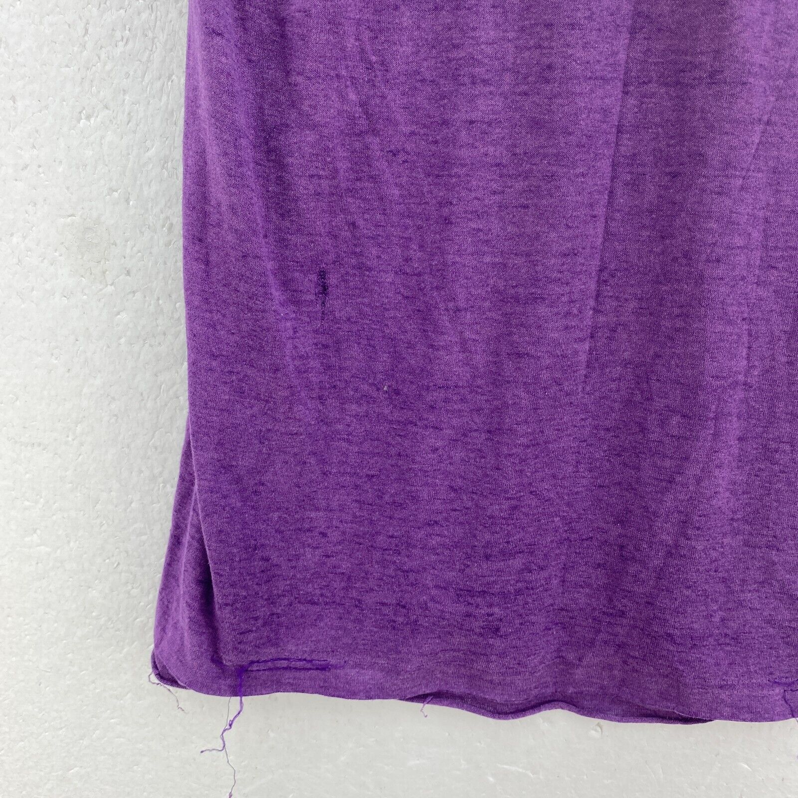 Logo 7 Los Angeles Lakers NBA Vintage Purple T-shirt Size M Women's
