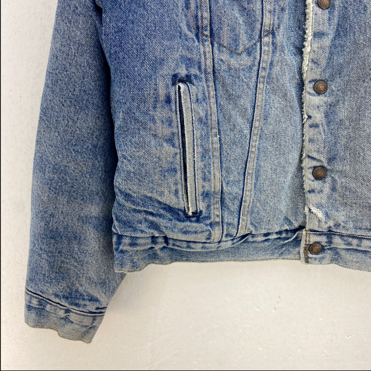Levi Strauss Sherpa Lined Medium Wash Blue Vintage Denim Jacket Size 42
