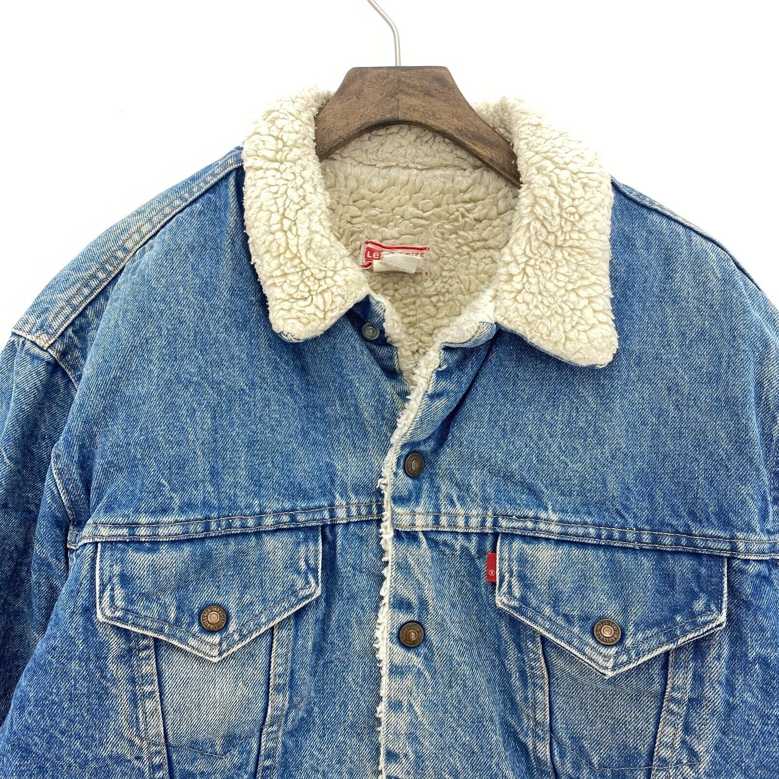 Levi's Sherpa Denim Blue Medium Wash Size 46 Snap Up