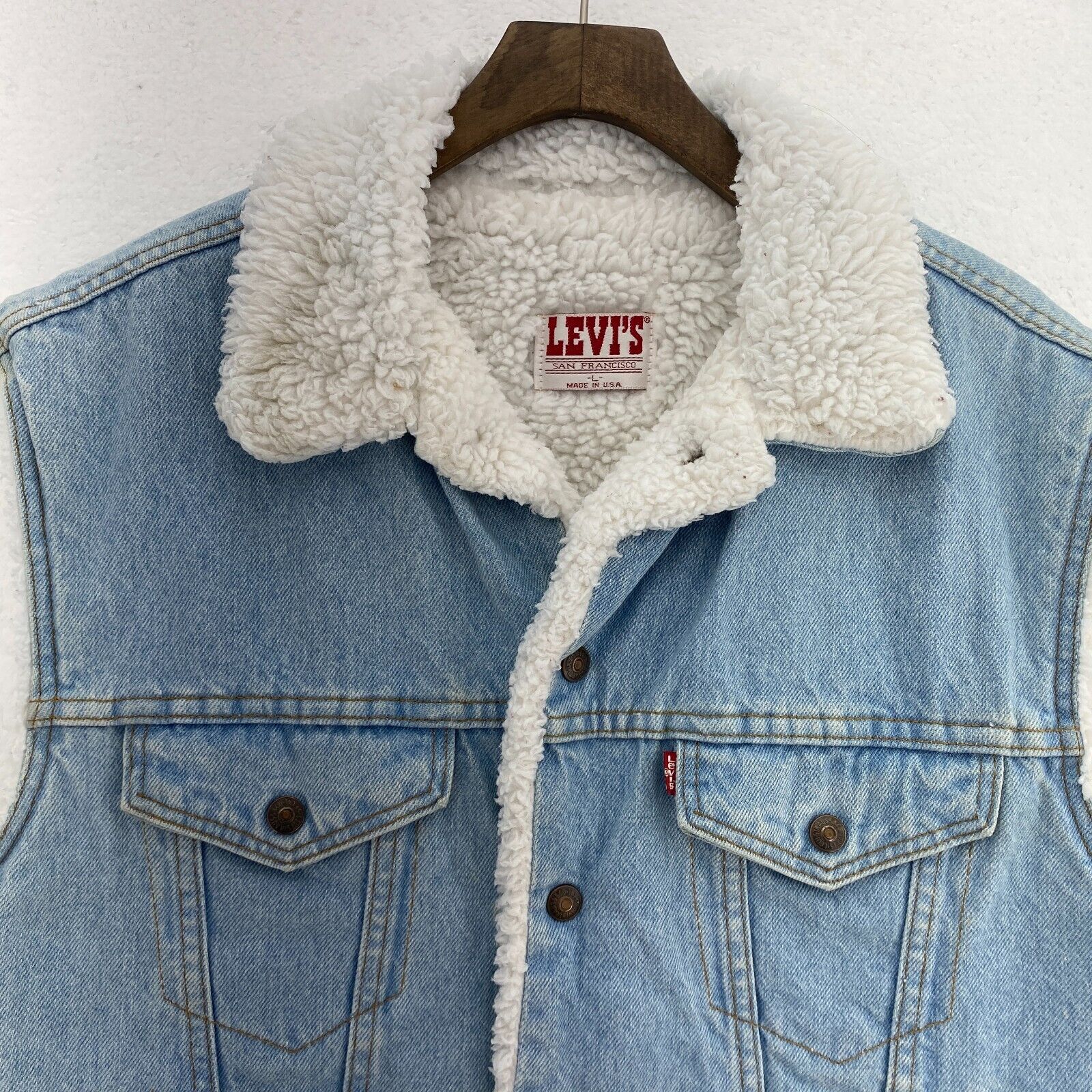 Levi's Sherpa Denim Vest Jacket Blue Light Wash Size M USA