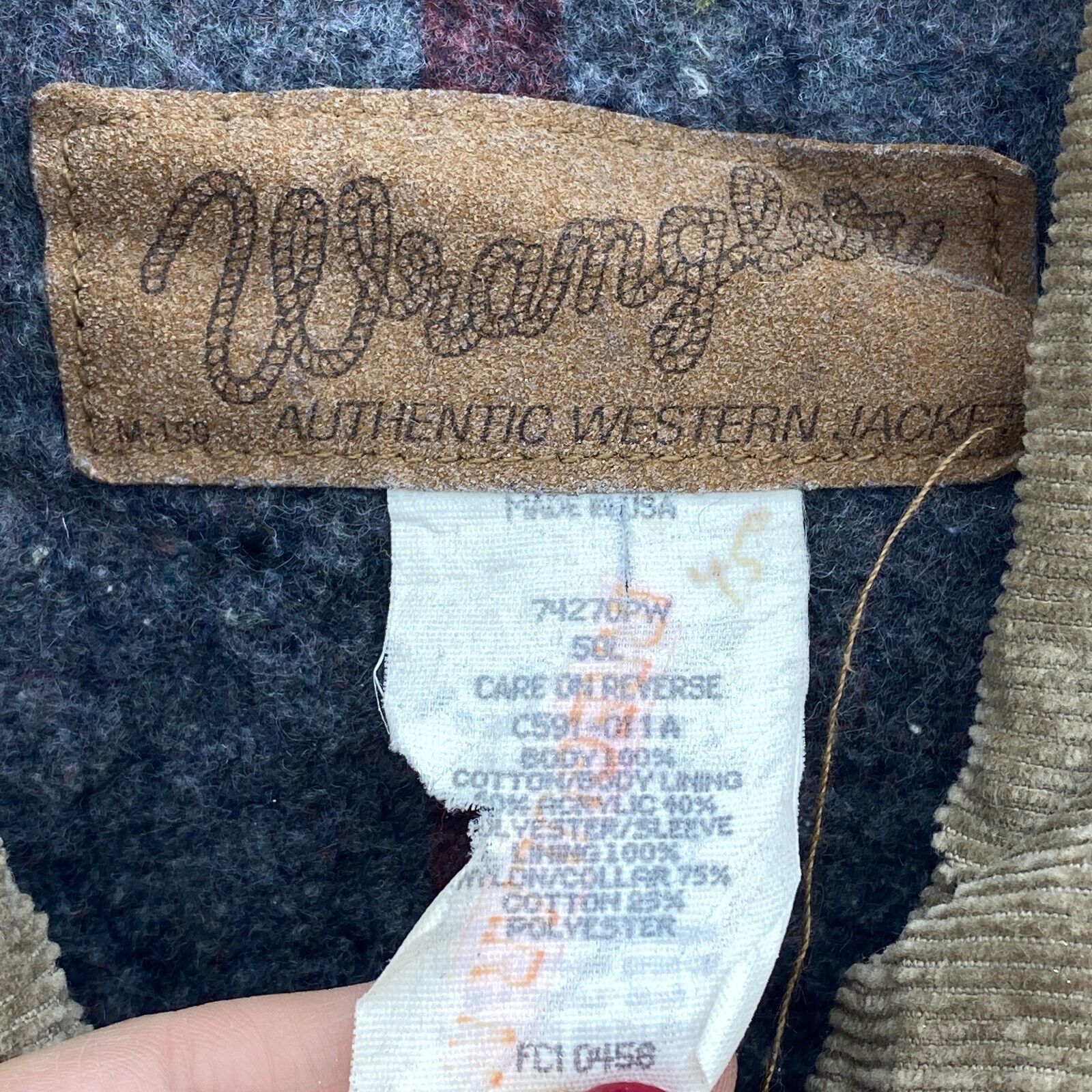 Wrangler Medium Wash Corduroy Collar Blue Denim Jacket Size XL