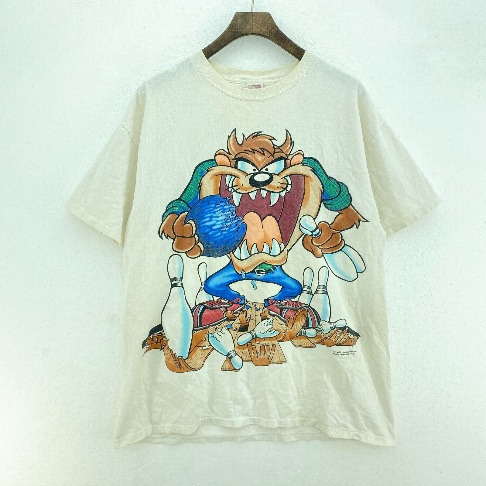 Tasmanian Devil Bowling 1995 Front and Back Print T-shirt Size L White