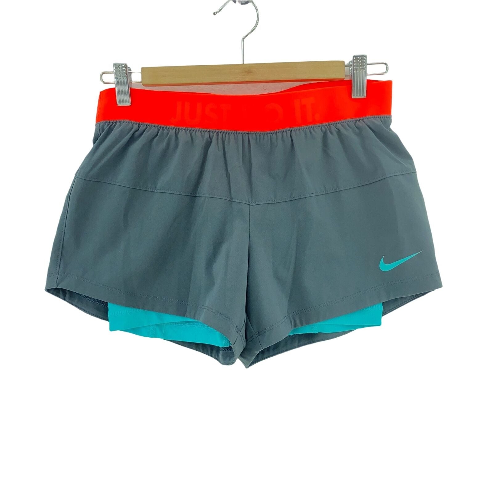 NIKE Neon Detailed Gray Running Shorts