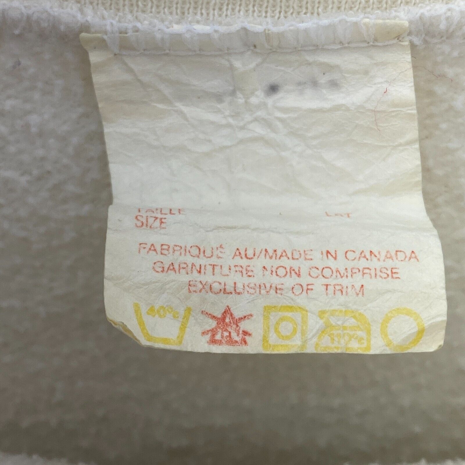 1992 Winter Village Snow White Sweatshirt Size M Crew Neck