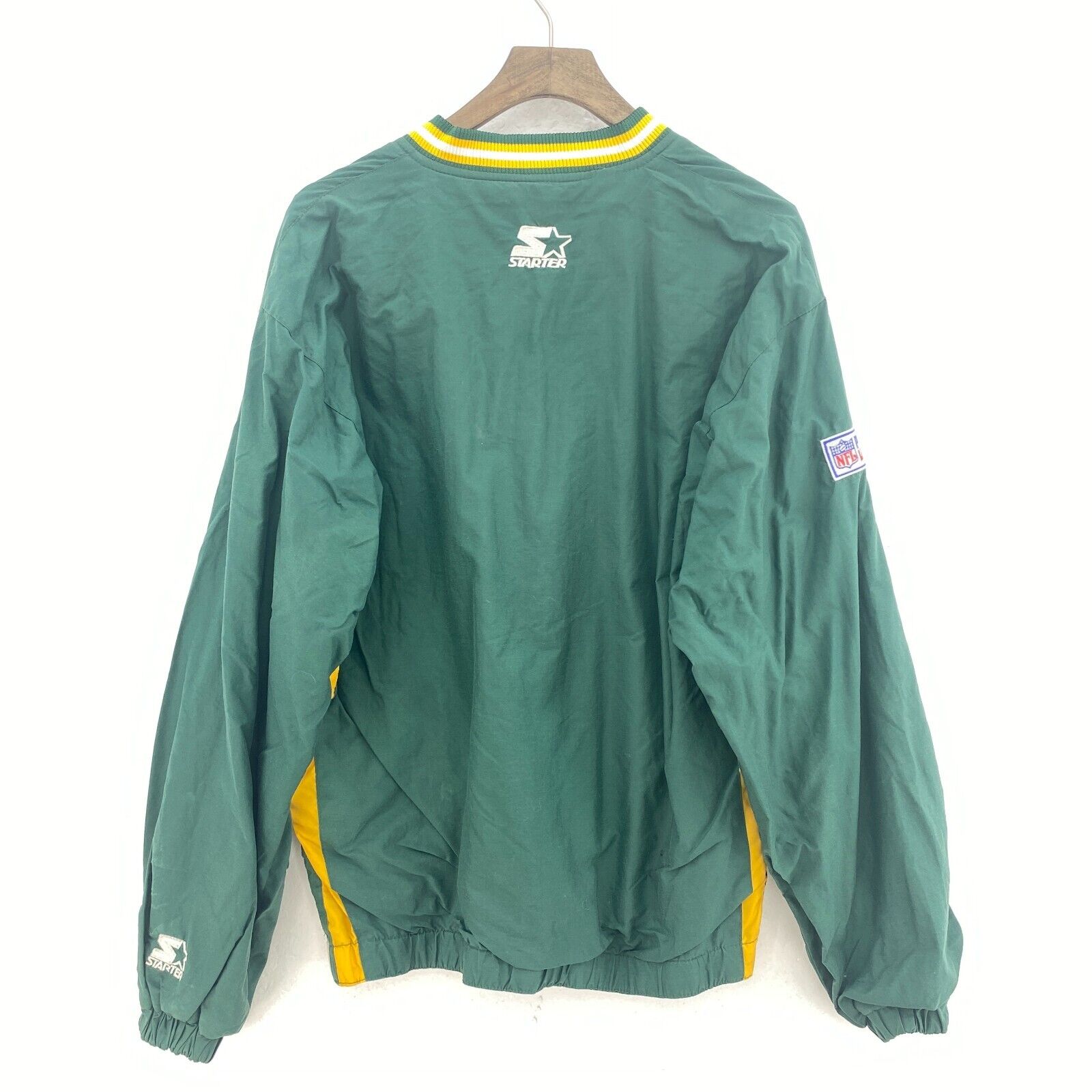 Green Bay Packers V Neck Starter Insulate Light Jacket Pullover Size M Green NFL