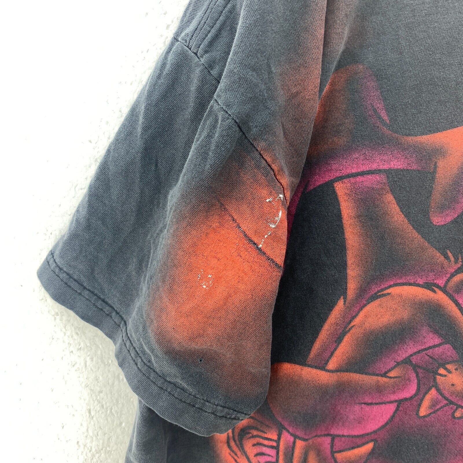 1996 Warner Bros Novel Teez Bugs Bunny Gray T-shirt Size XL All Over Print