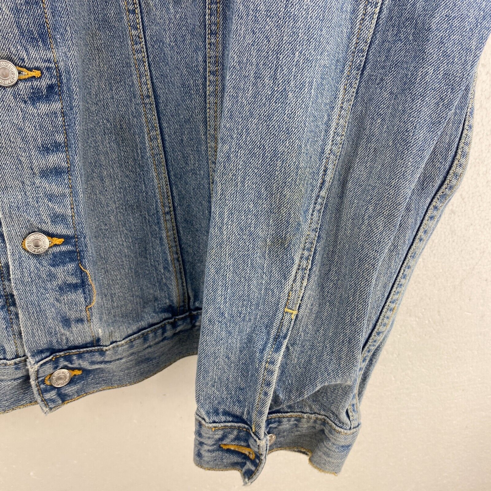 Levi Strauss Medium Blue Button Up Denim Jacket Size L