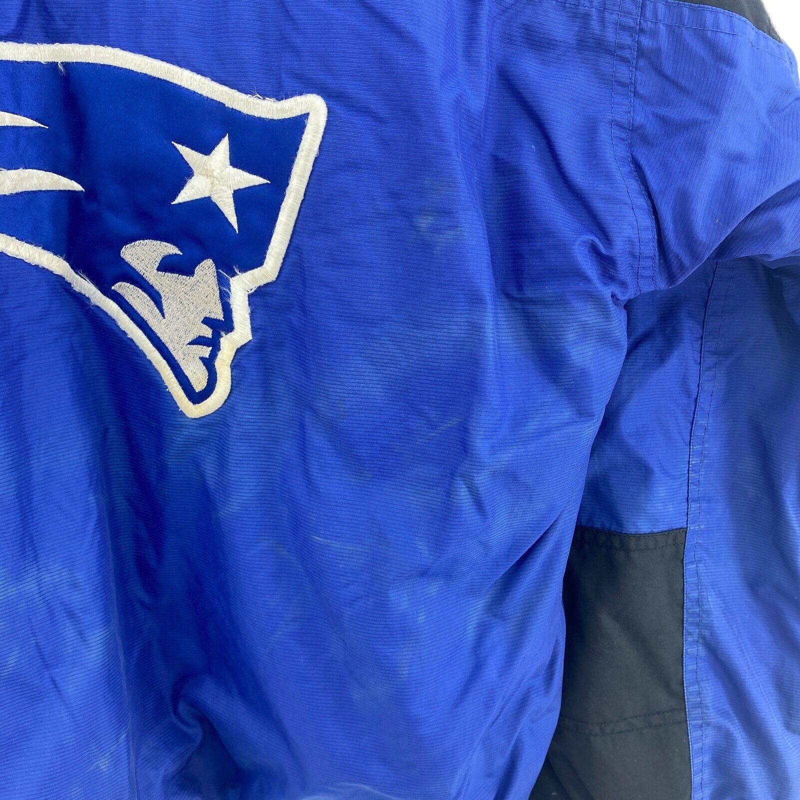 Starter New England Patriots Insulated Blue Hooded Jacket NFL Size M 1/4 Zip