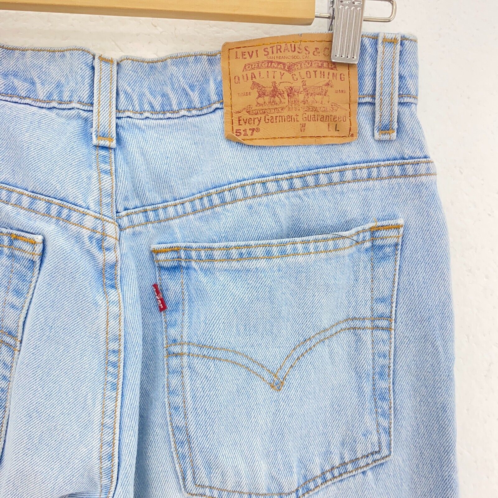 Women's Levis Strauss 517 Light Wash Boot Cut Low Rise Blue Jeans Size 11