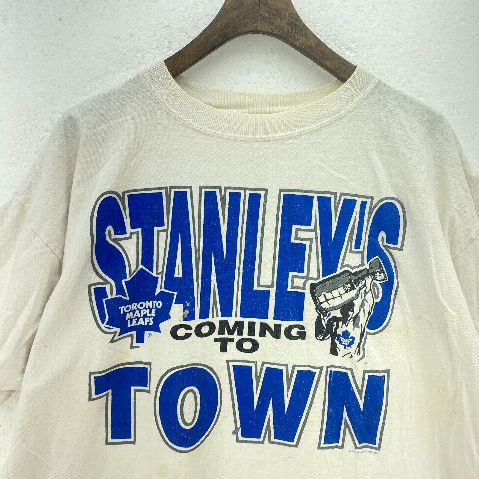 Toronto Maple Leafs Stanley's Coming To Town White T-shirt NHL Size L