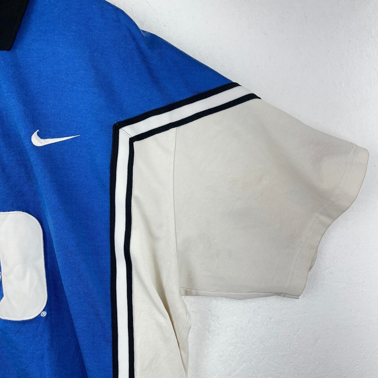 Vintage Nike Swoosh Logo Snapped Blue T-shirt Size XL