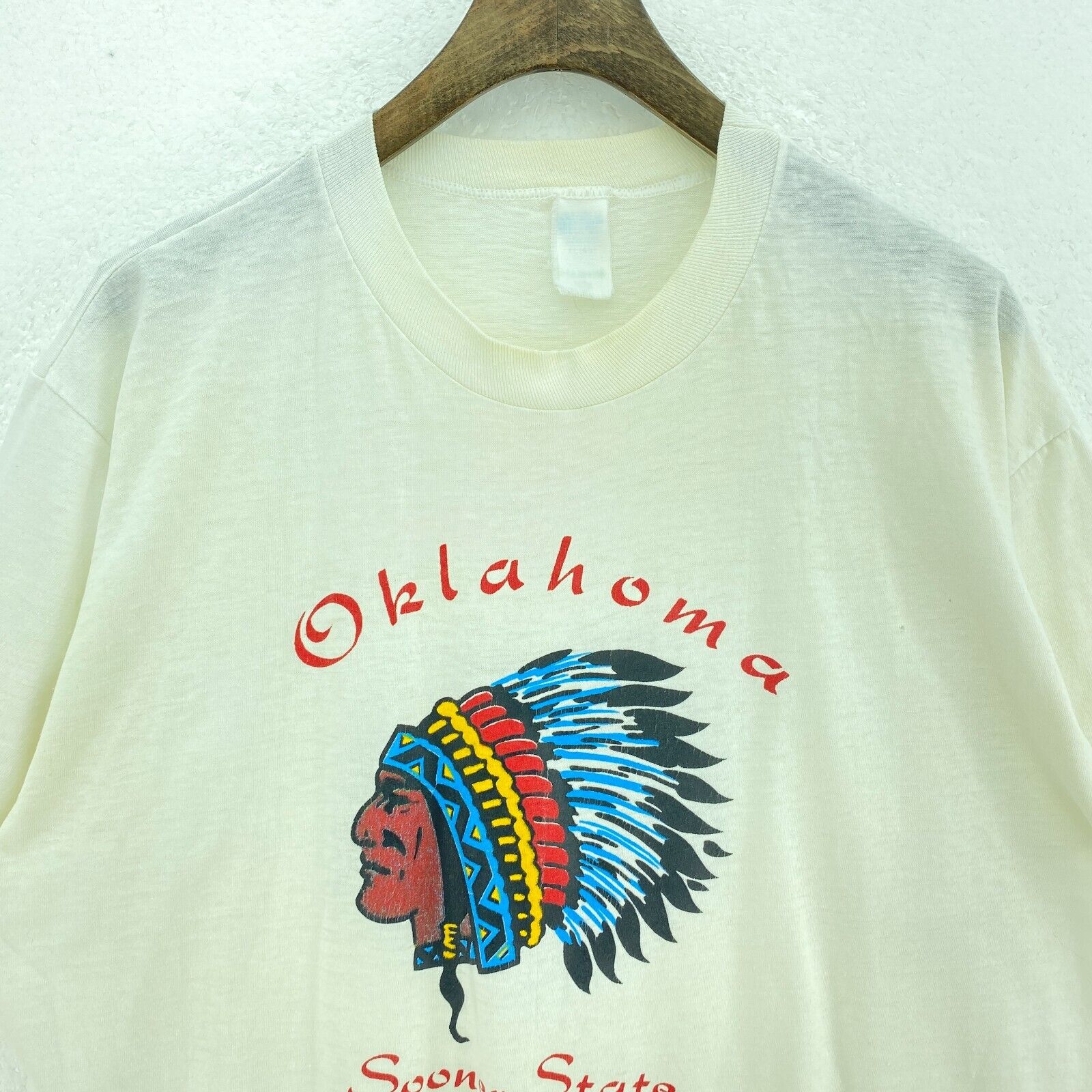 Oklahoma Sooner State Native American Print White T-shirt Size M Single Stitch