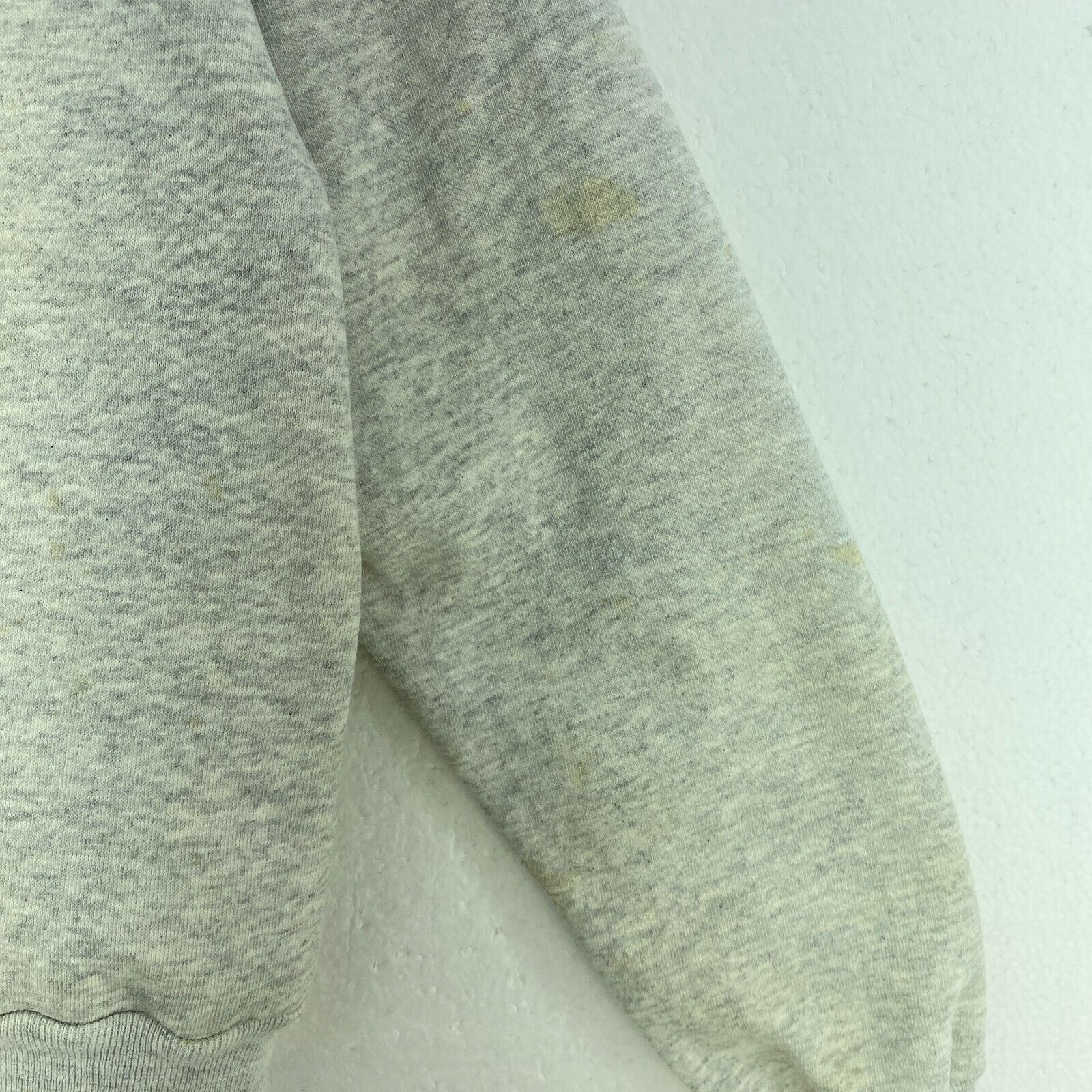 Warner Bros Happy Holidays Tweety Bugs Bunny 1994 Gray Sweatshirt Size L