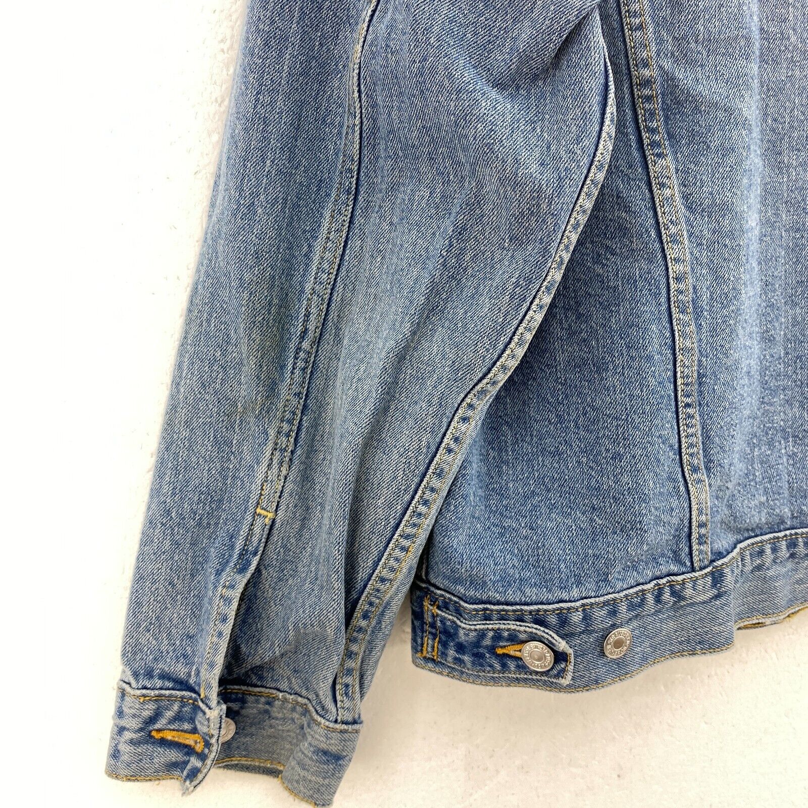 Levi Strauss Medium Blue Button Up Denim Jacket Size L